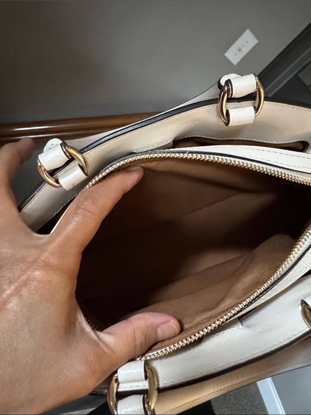 ❤️Coach Mini Lillie Carryall In Signature Canvas ❤️ - Picture 14 of 17